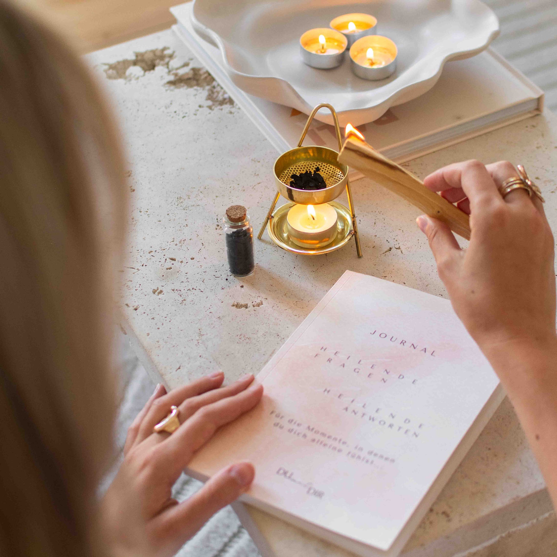 Raeucherset_mit_Palo_Santo_Styrax, Journal_fuer_Achtsamkeit, Du_mit_Dir