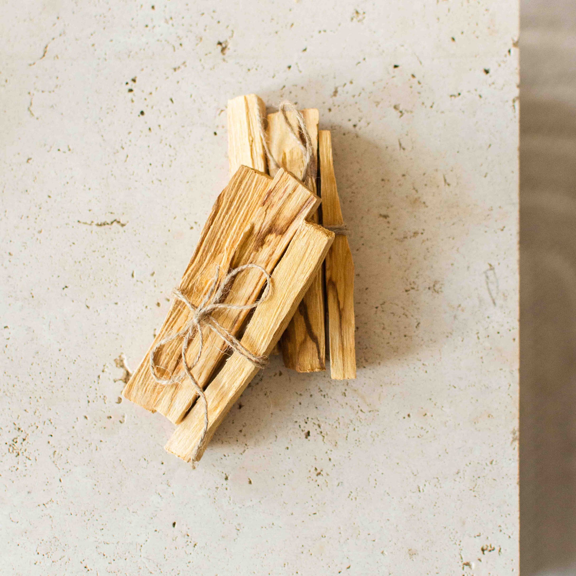 Palo_Santo_Holz, raeucher, heiliges_Holz